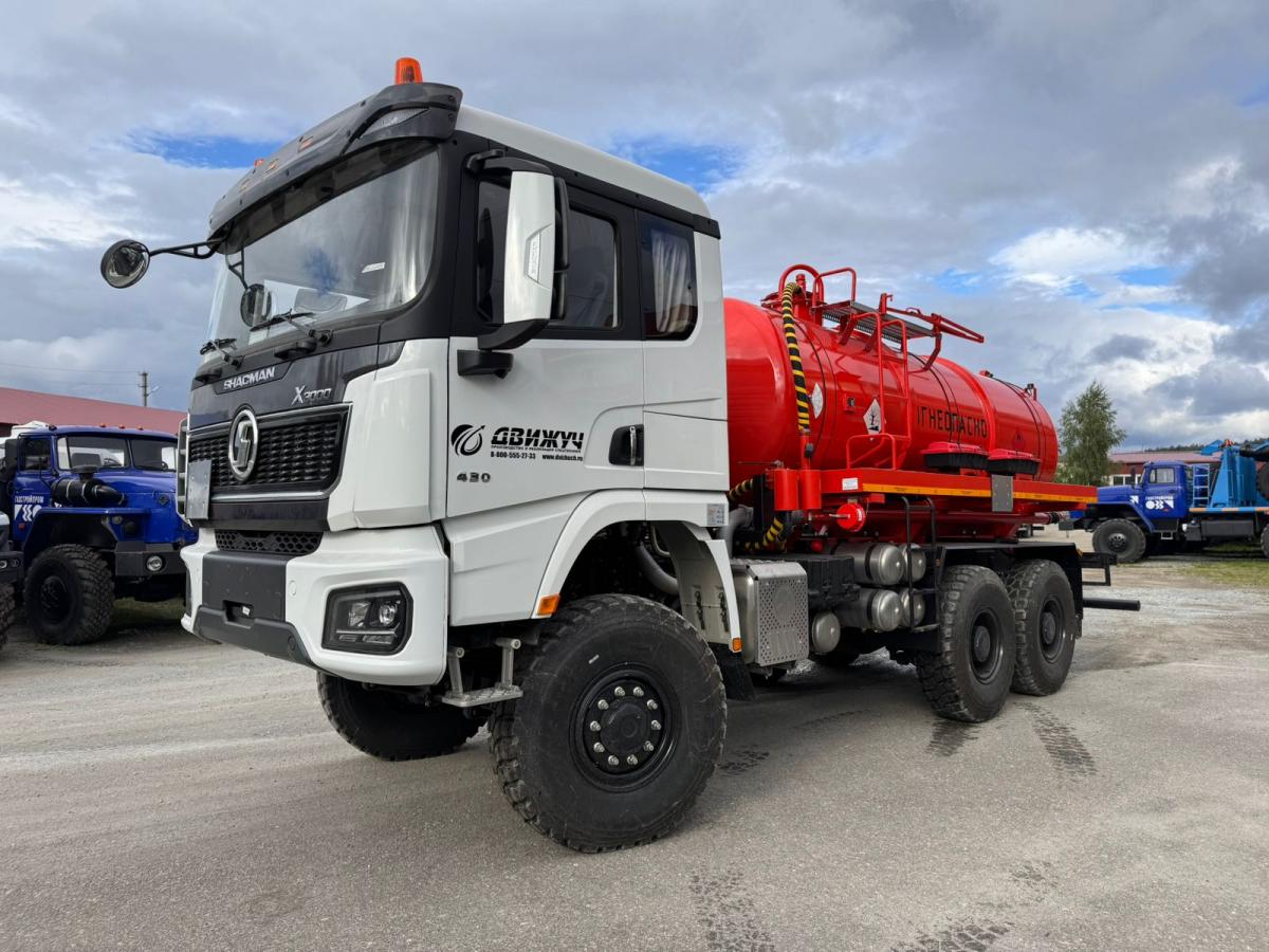 Автоцистерна АКН-10 на шасси Shacman SX32586V385 (насос КО-505)
