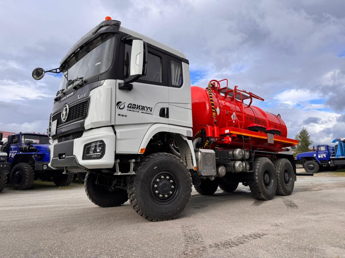 Автоцистерна АКН-10 на шасси Shacman SX32586V385 (насос КО-505)