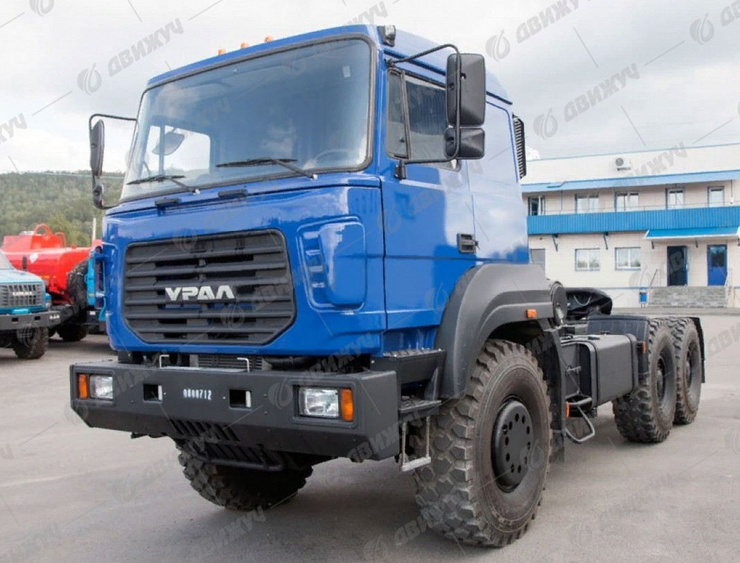Седельный тягач Урал 63704К-0111Е5