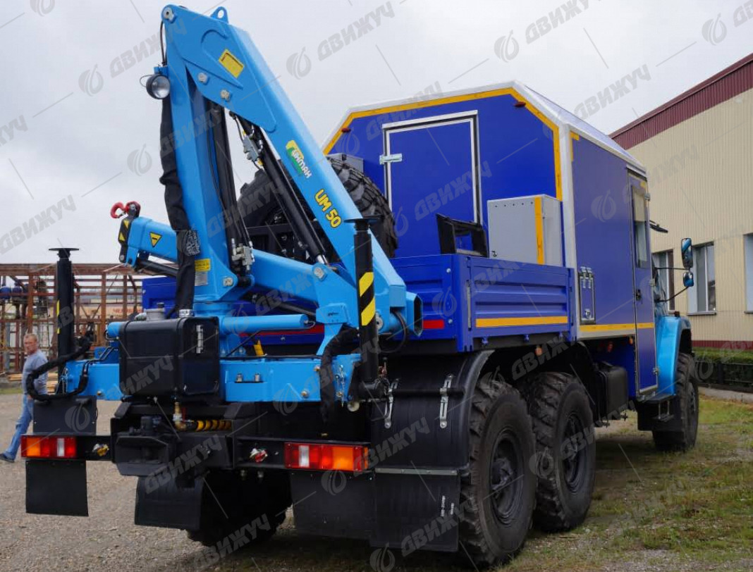 АРОК на шасси Урал Next 4320-72 Е5 с КМУ ИМ-50