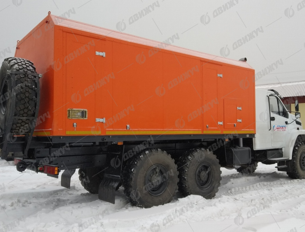ППУ 1600/100 на шасси Урал Next 4320-72 (со спальным местом, хоз отсеком, 2-мя топливными баками)