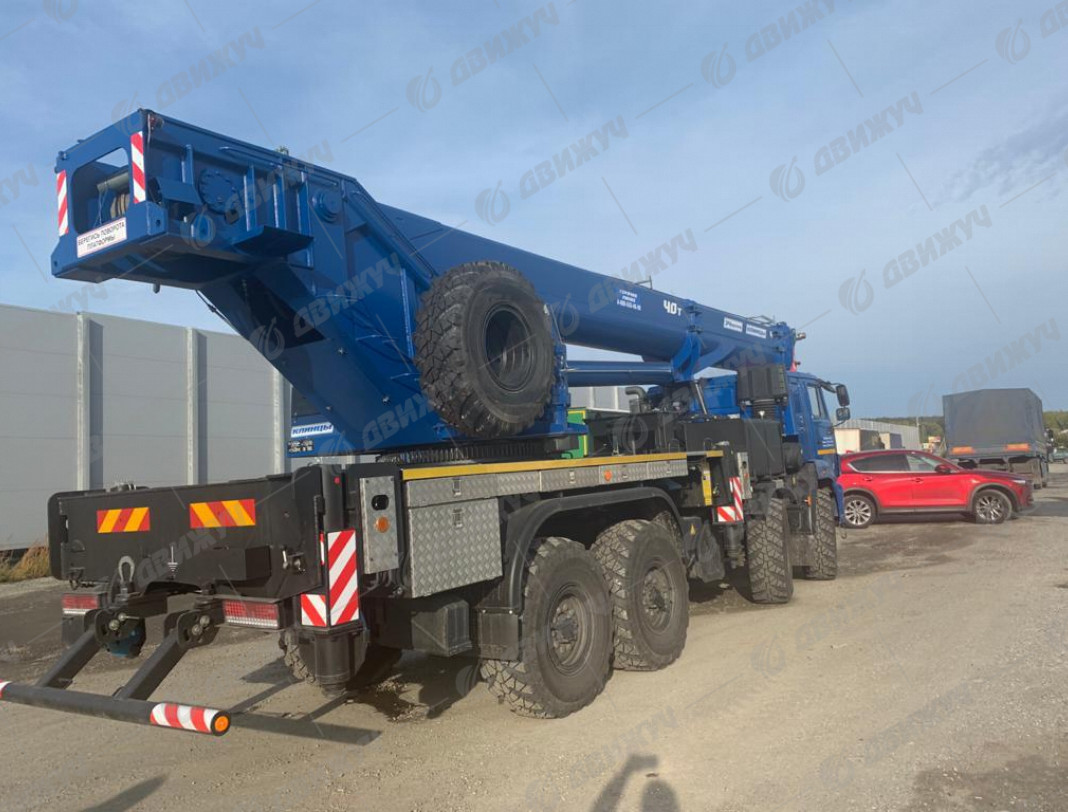 КС-55729-5B «Галичанин» на базе шасси КамАЗ-63501 (8х8)