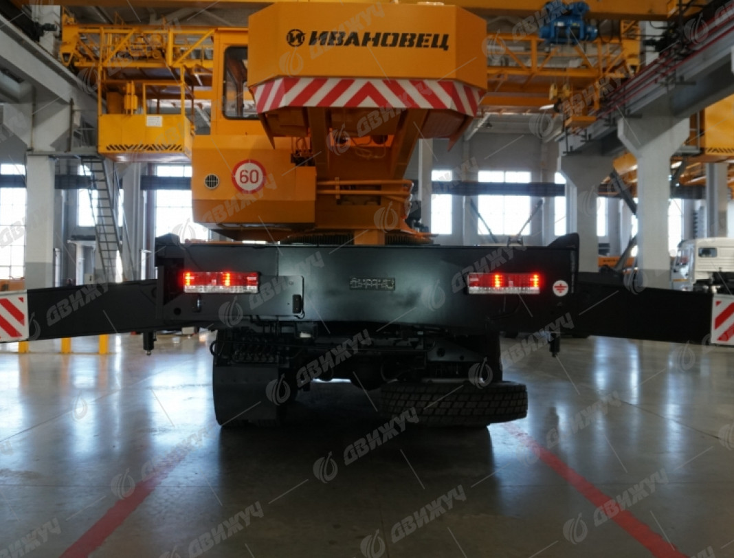 Автокран Ивановец 45717К-1 на шасси КАМАЗ-65115