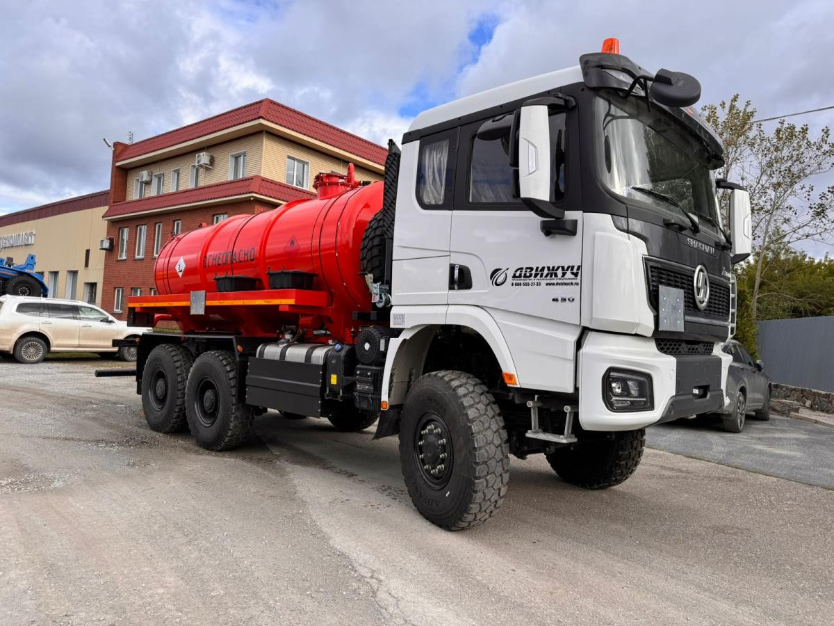 Автоцистерна АКН-10 на шасси Shacman SX32586V385 (насос КО-505)