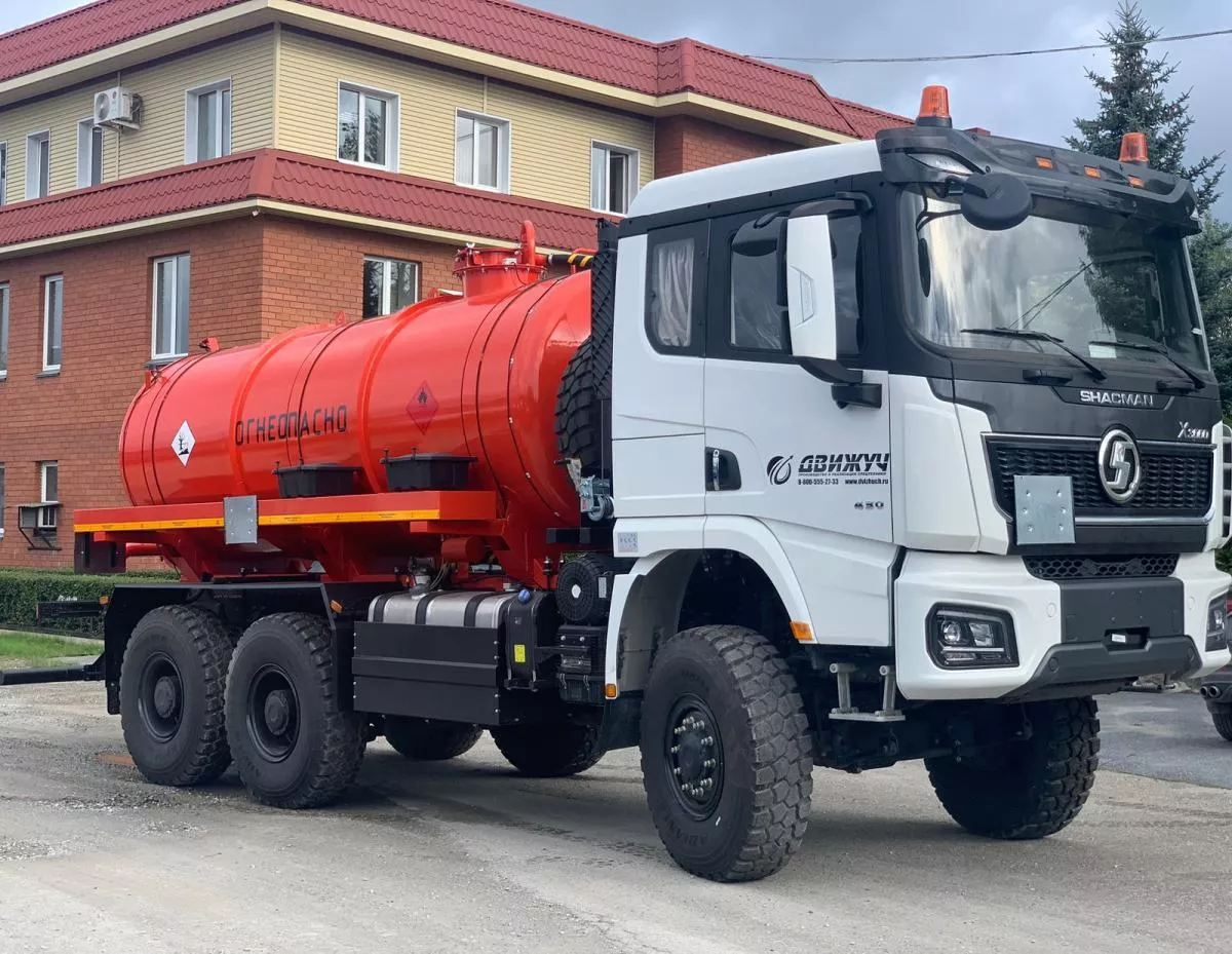 Автоцистерна АКН-10 на шасси Shacman SX32586V385 (насос КО-505)