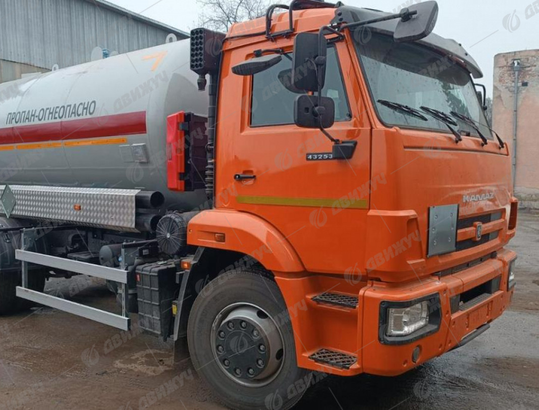 Газовоз АЦТ-12 на шасси КамАЗ 43253