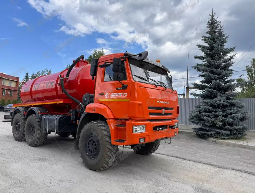 Вакуумная машина МВ-10 на шасси КАМАЗ 43118-48 (насос КО-505)