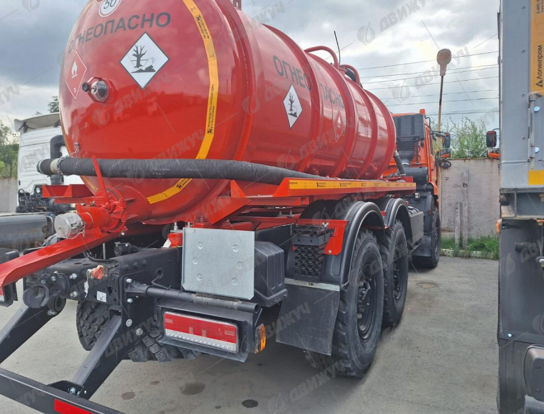 АКН-10 на шасси КАМАЗ 43118-48 (насос КО 505)