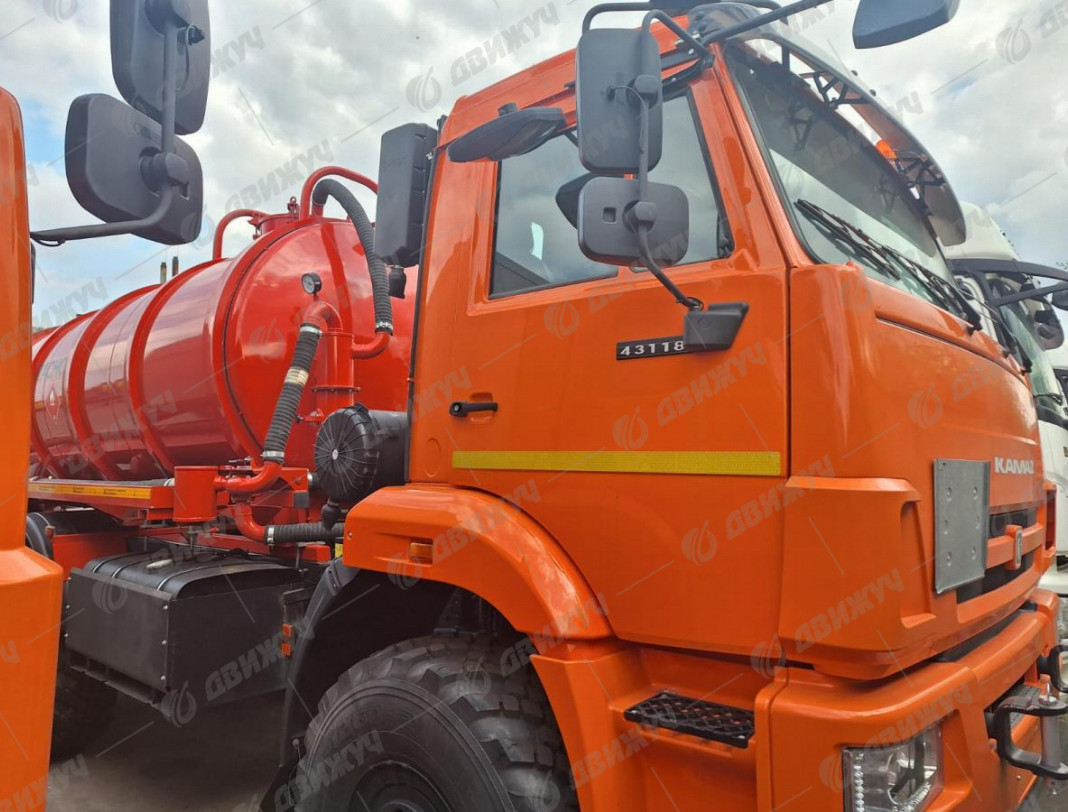 АКН-10 на шасси КАМАЗ 43118-48 (насос КО 505)