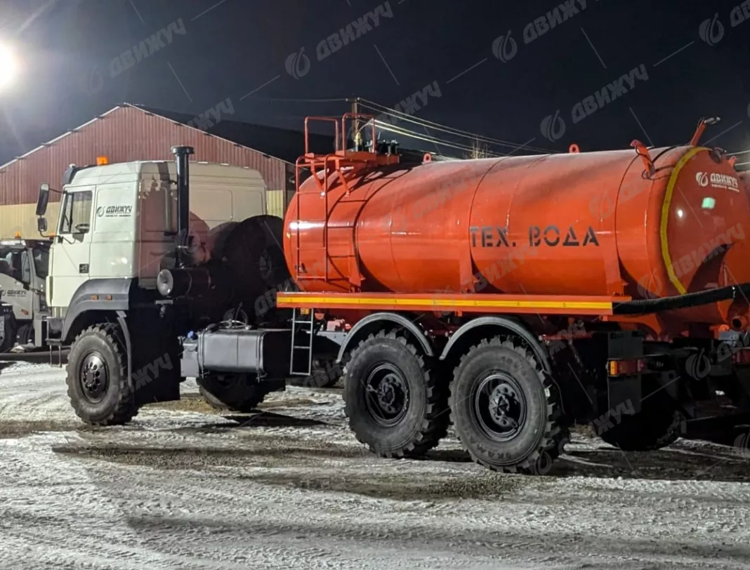 Вакуумная машина МВ-10 на шасси Урал 4320-4972-80 (насос КО-505)
