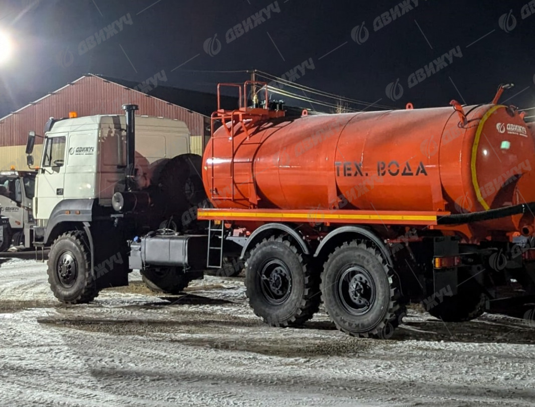 Вакуумная машина МВ-10 на шасси Урал 4320-4972-80 (насос КО-505)