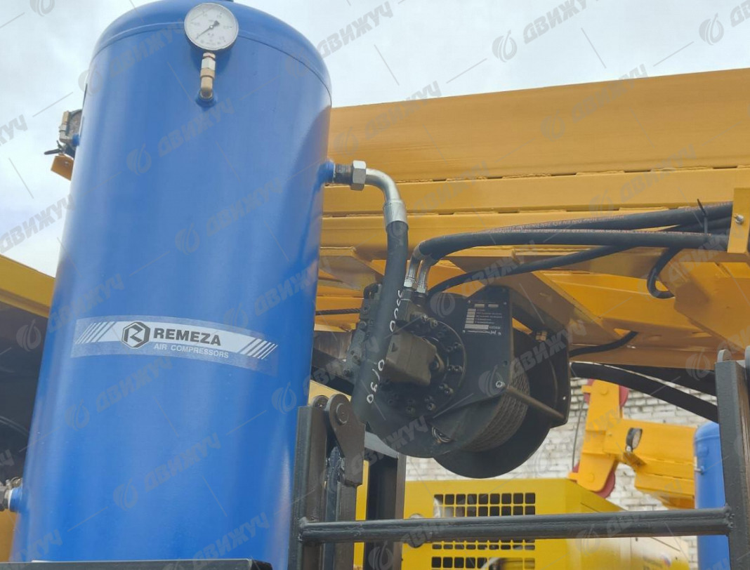 Буровая установка ПБУ-2 на шасси КАМАЗ-53504