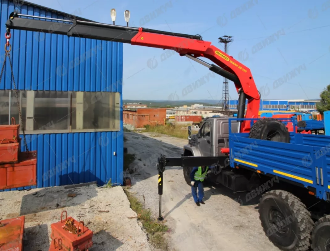 Бортовой Урал 4320 NEXT с КМУ ИМ-320