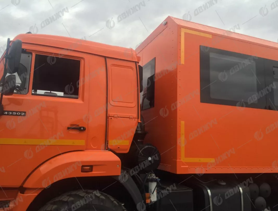Вахтовый автобус КамАЗ-43502, 20 мест