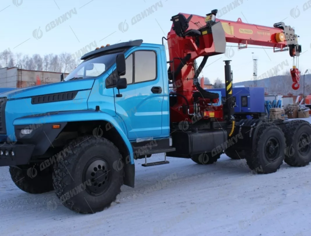 Седельный тягач Урал NEXT 4320 с КМУ IT-180