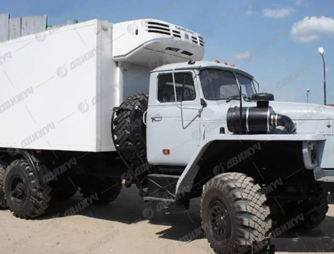 Фургон изотермический на шасси Урал 4320
