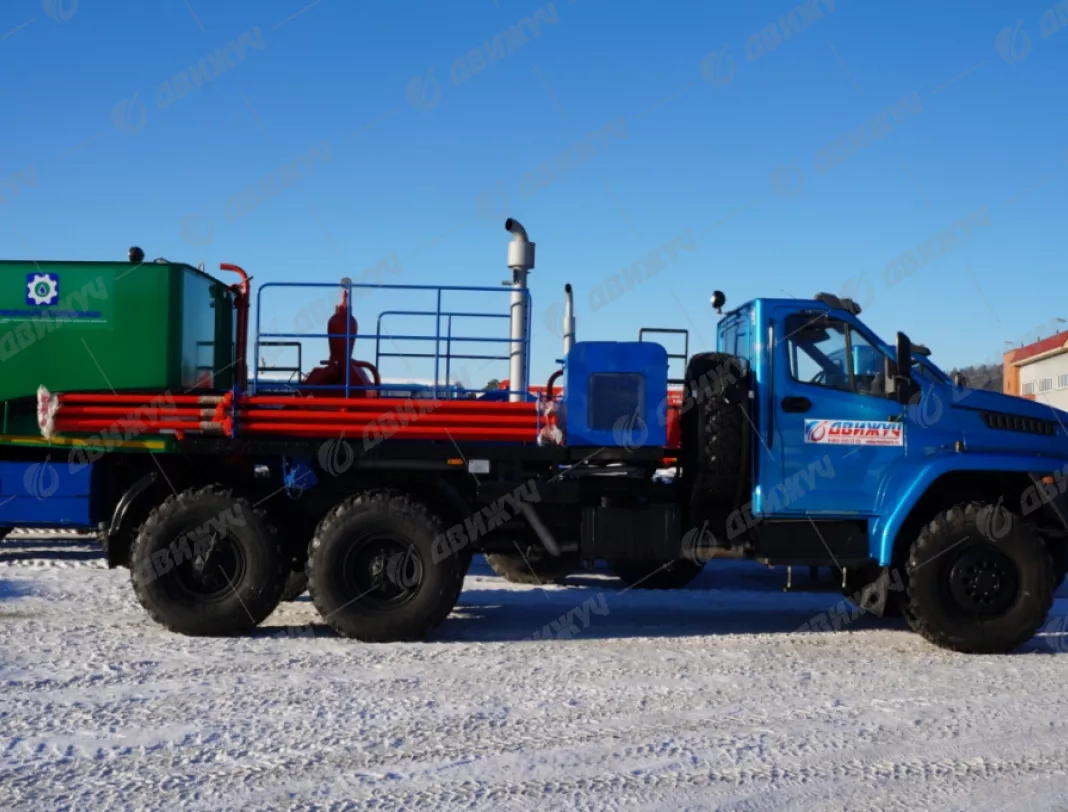 Цементировочный агрегат ЦА-320 на шасси Урал Next 4320-72 c ВПБ