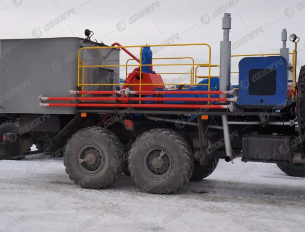 Цементировочный агрегат ЦА-320 на шасси Урал 4320-60 без ВПБ