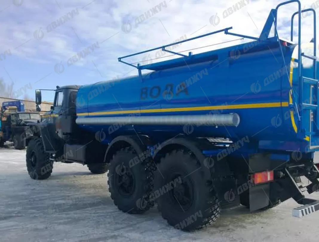 Автоцистерна АЦПТ-10 на шасси Урал 4320, 5557 капотный