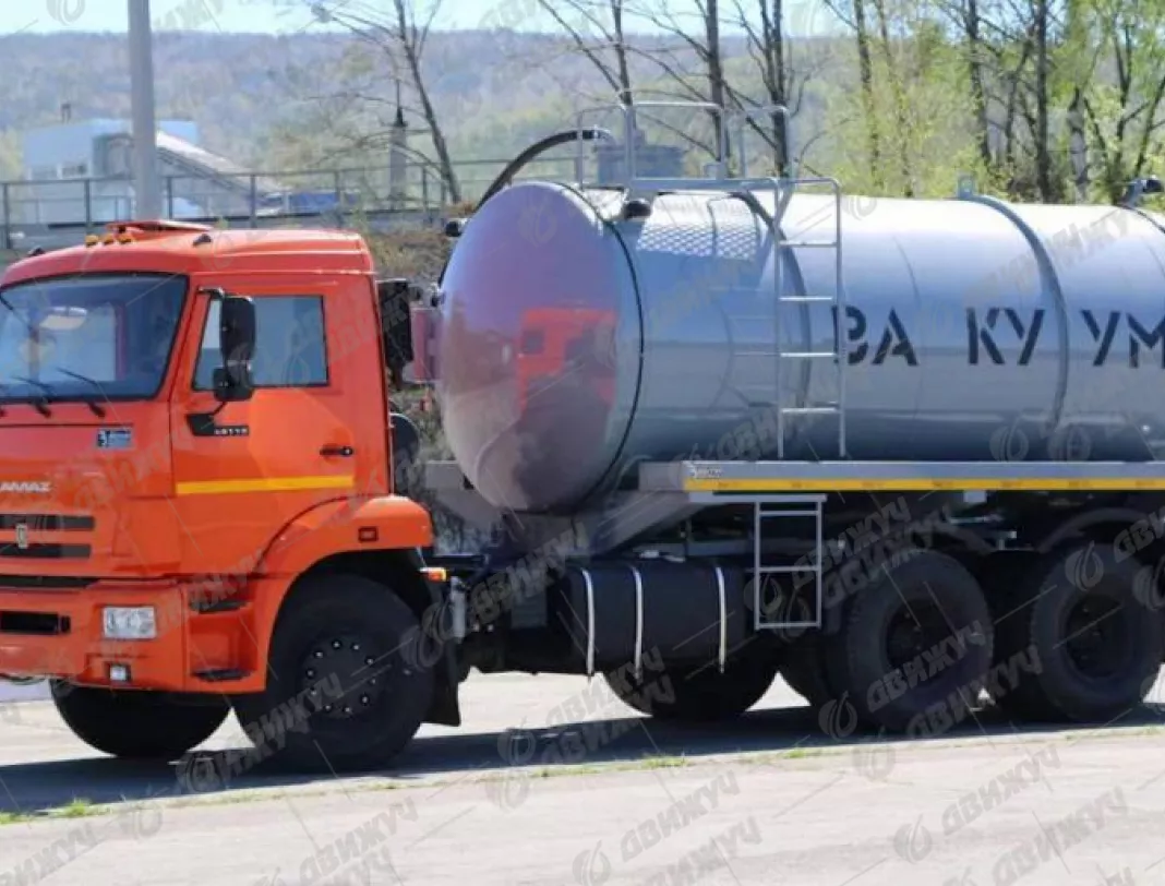 МВ-10 на шасси КАМАЗ 43118-50  (насос KO)