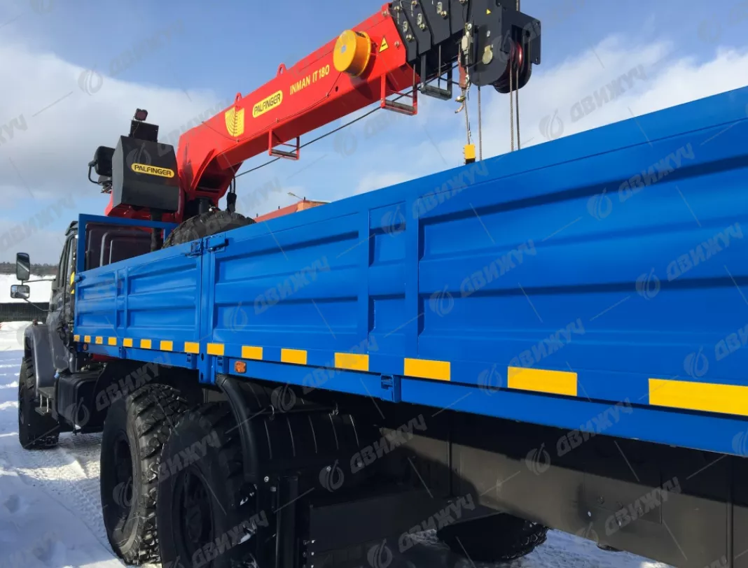Бортовой Урал 4320 NEXT  с КМУ IT-180 (тросовый)