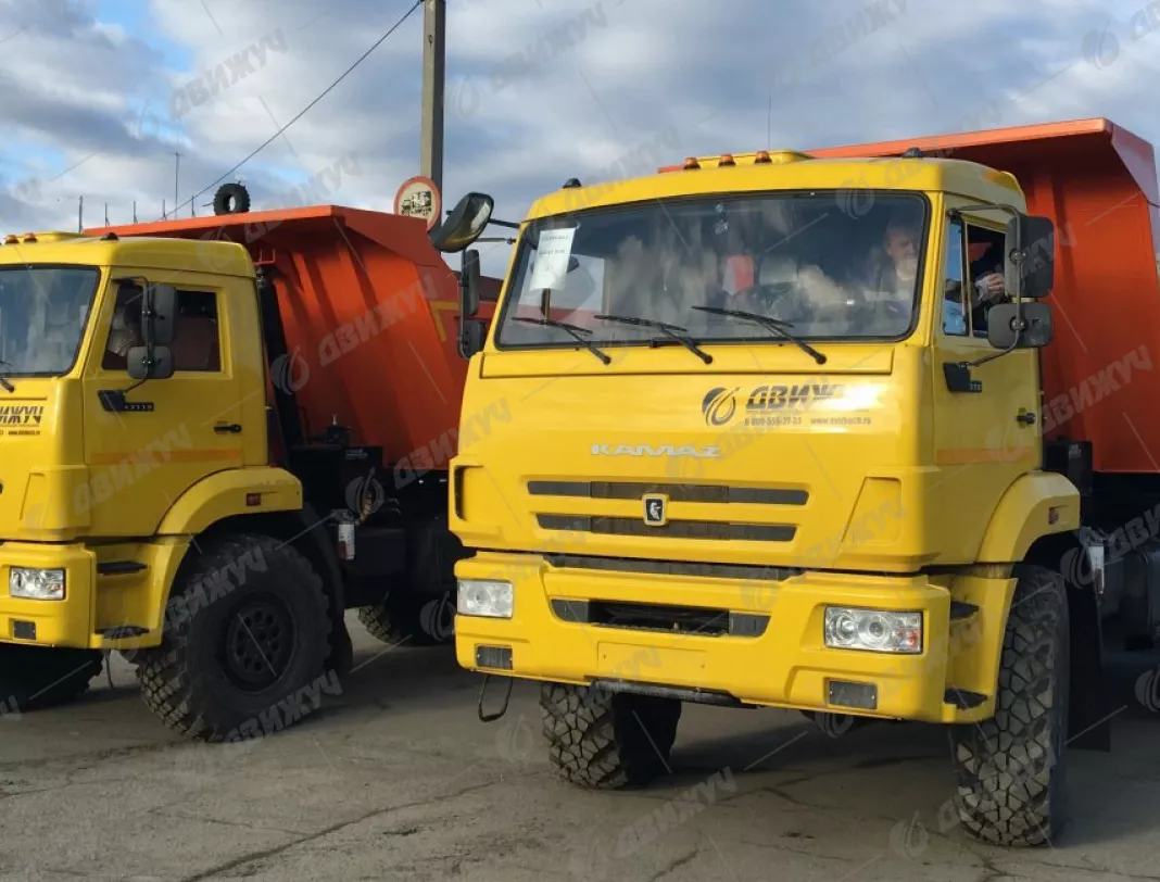 Самосвал на шасси КАМАЗ 43118