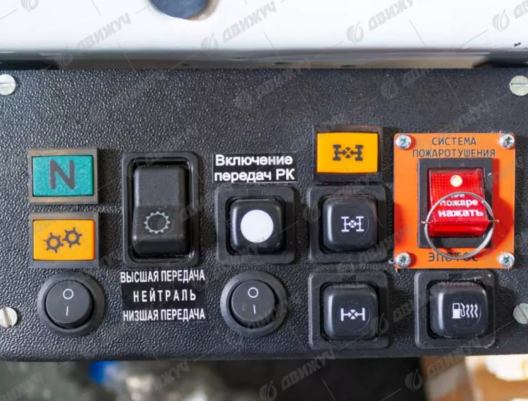 Бурильно-сваебойная машина БМ-811М на шасси Урал 4320-60
