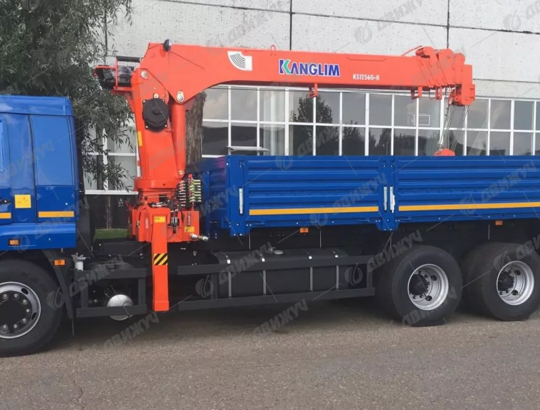 Бортовой КАМАЗ 65117 с КМУ Kanglim KS2056H (тросовый)