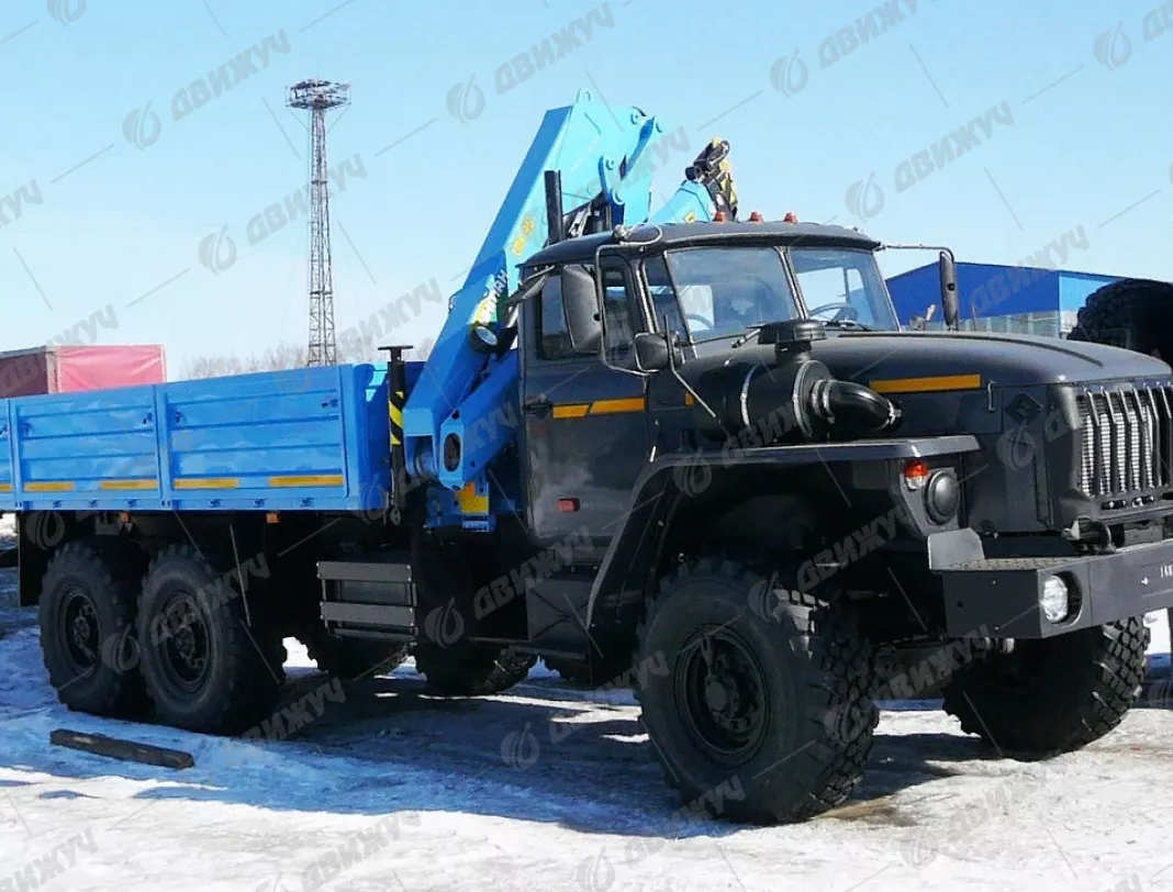 Бортовой Урал 4320 (капотный) с КМУ  ИМ-95