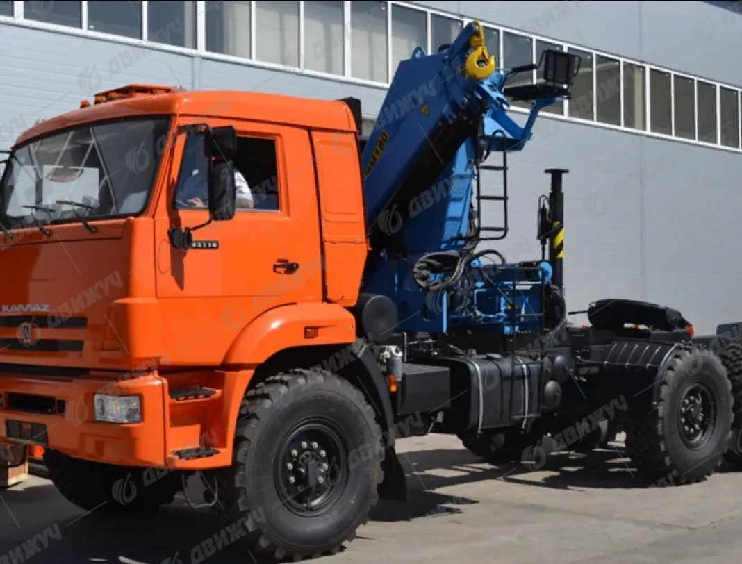 Седельный тягач на шасси КАМАЗ 43118-50 с КМУ ИМ-180