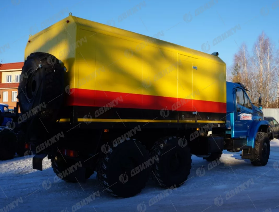 ППУА-1600/100 на шасси Урал Next 4320-72 (со спальным местом)