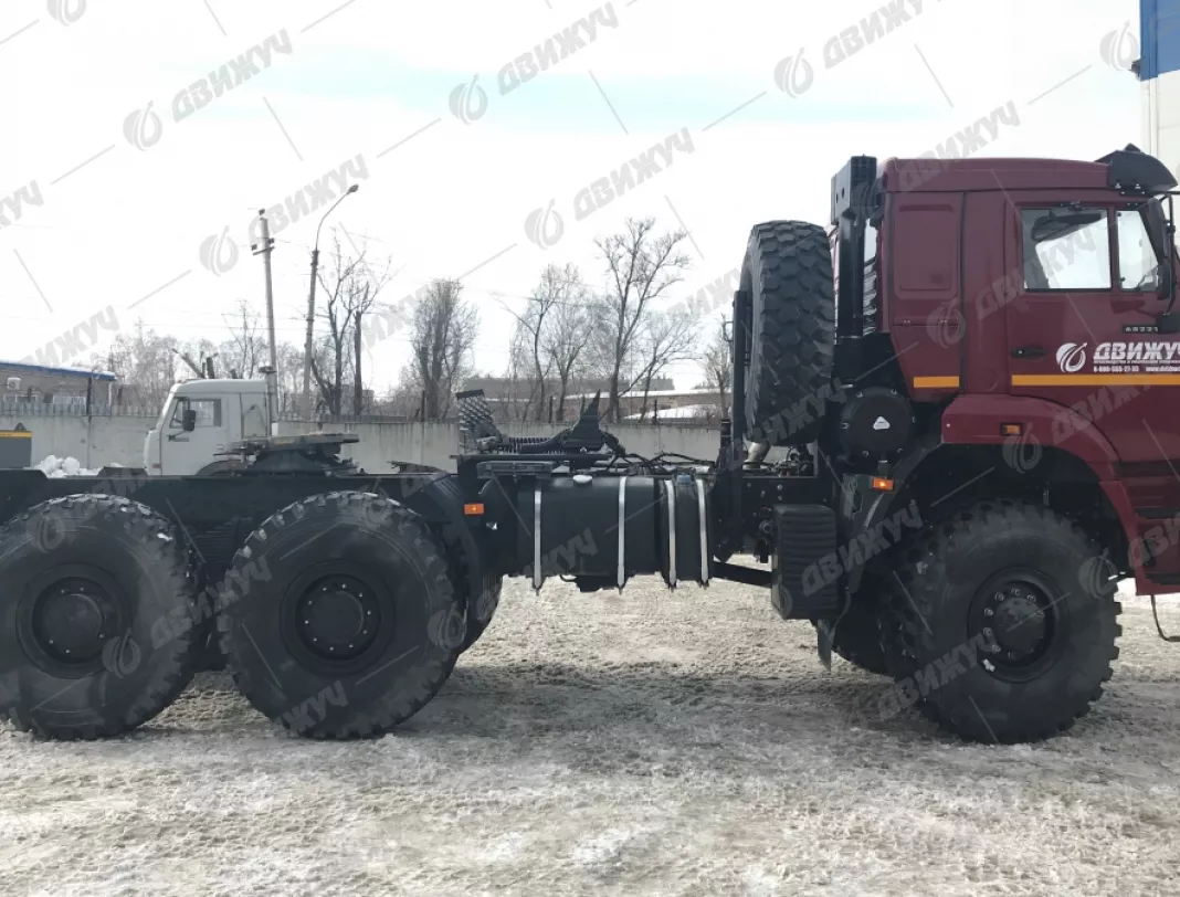 Седельный тягач КамАЗ 65221-6020-53