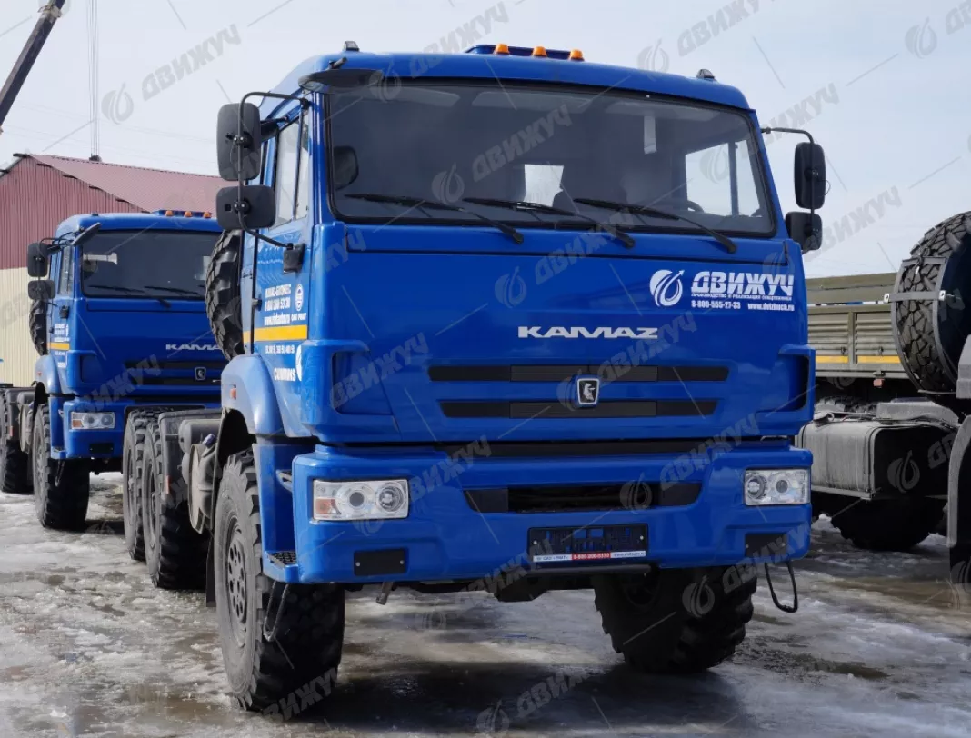 Седельный тягач КАМАЗ 43118-76(RR) с двигателем Cummins