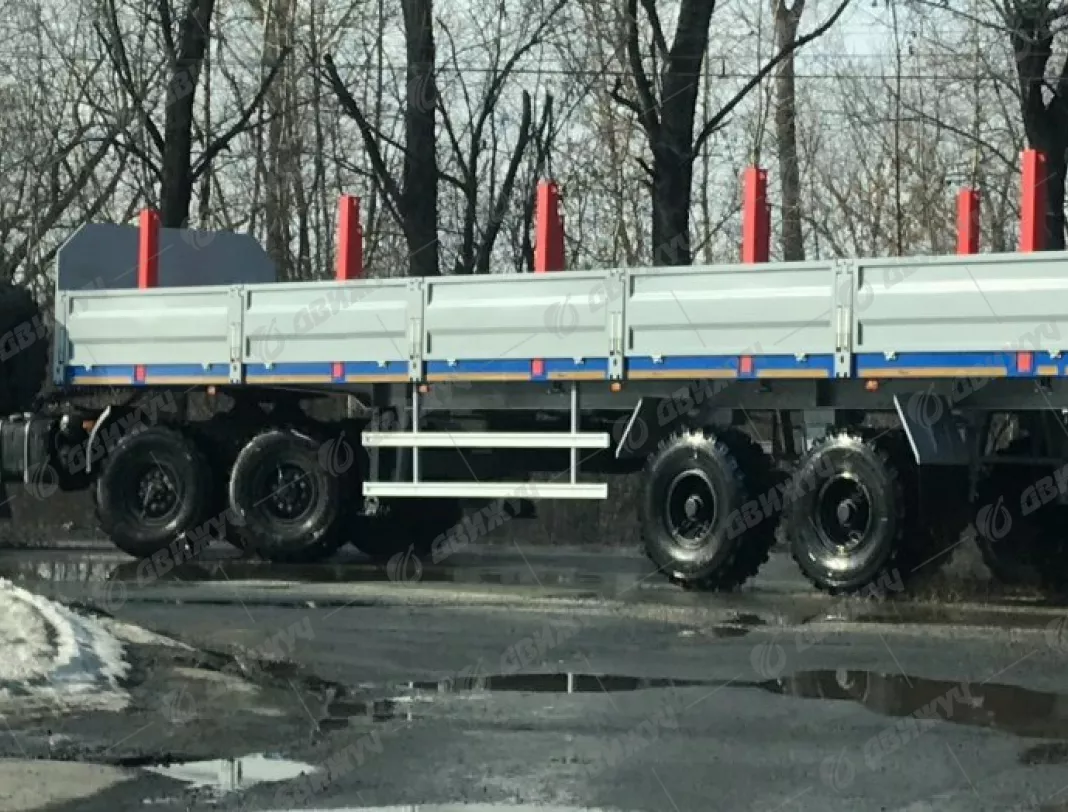 Бортовой полуприцеп 2-х осный (ЧМЗАП-93853)