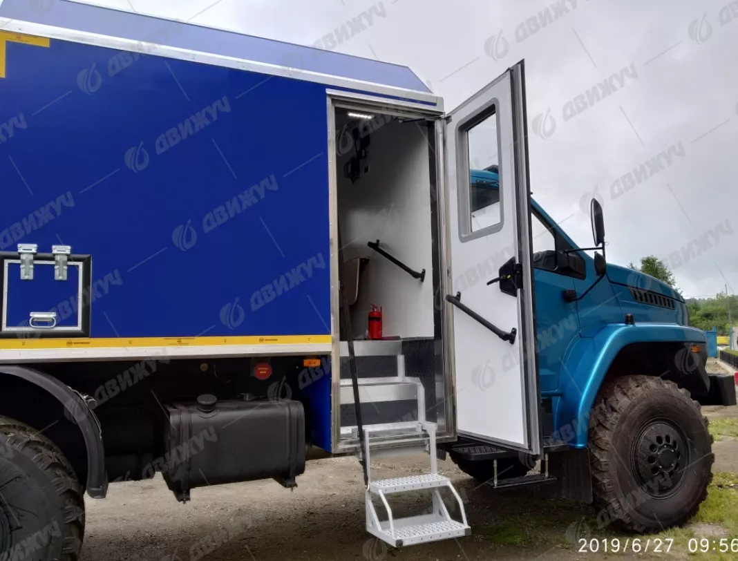 АРОК на шасси Урал Next 4320-72 Е5 с КМУ ИМ-50