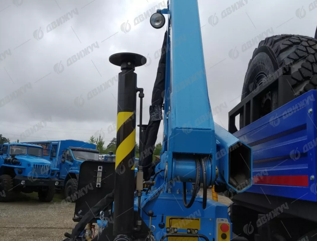АРОК на шасси Урал Next 4320-72 Е5 с КМУ ИМ-50