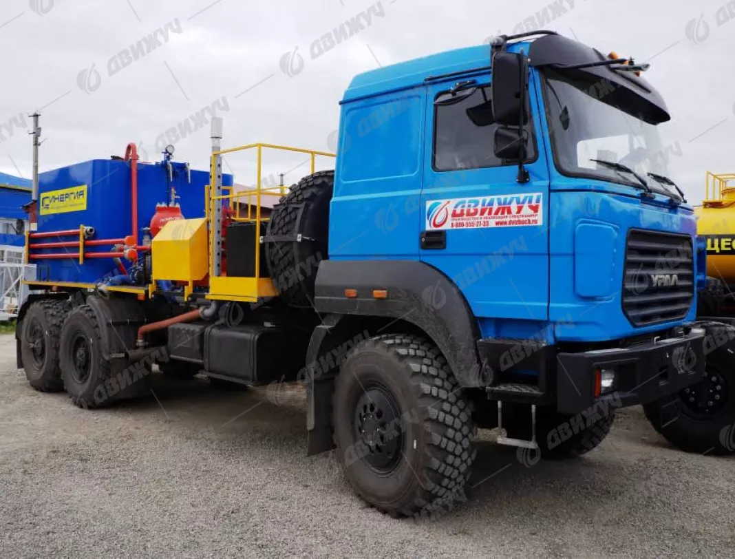 Цементировочный агрегат СИН-35 на шасси Урал 4320-80Е5 (короткая версия)