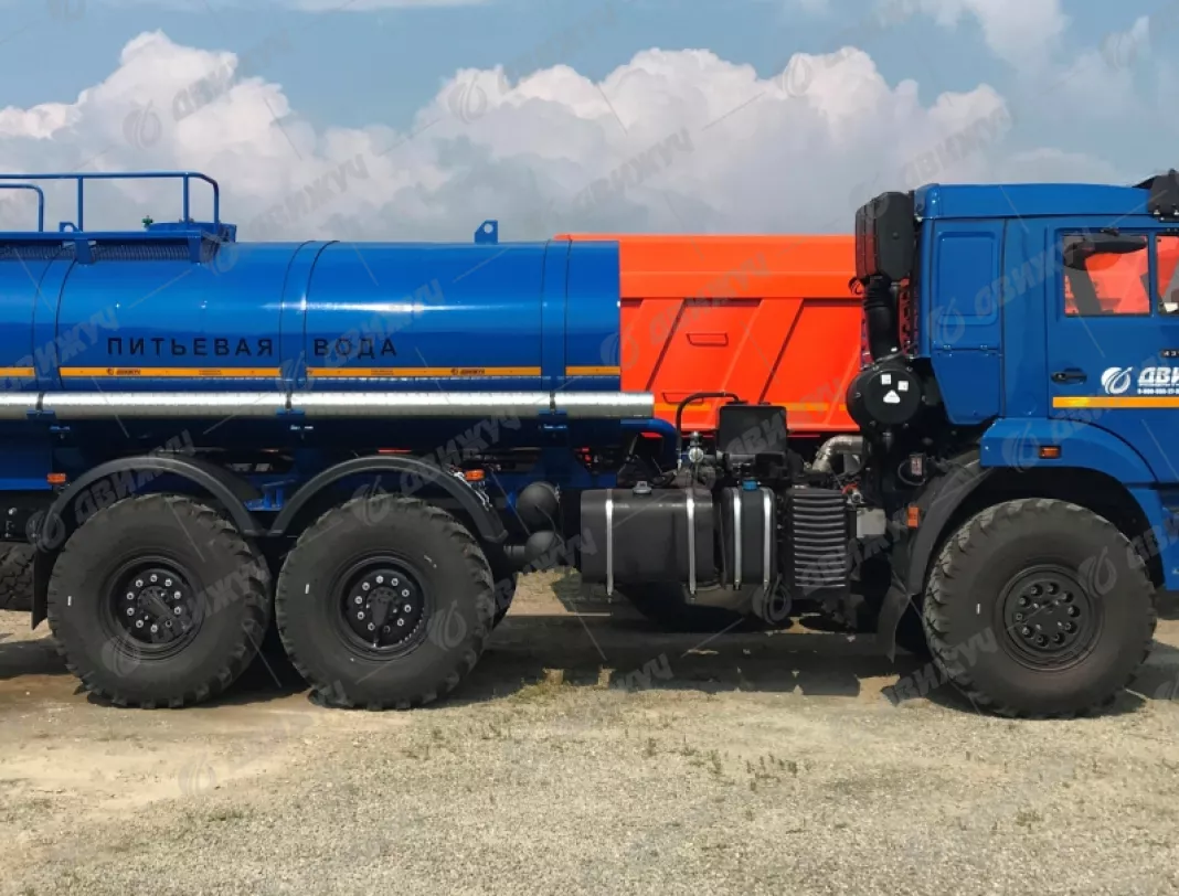 АЦПТ-8 на шасси КАМАЗ 43118 (автоцистерна для пищевых жидкостей)