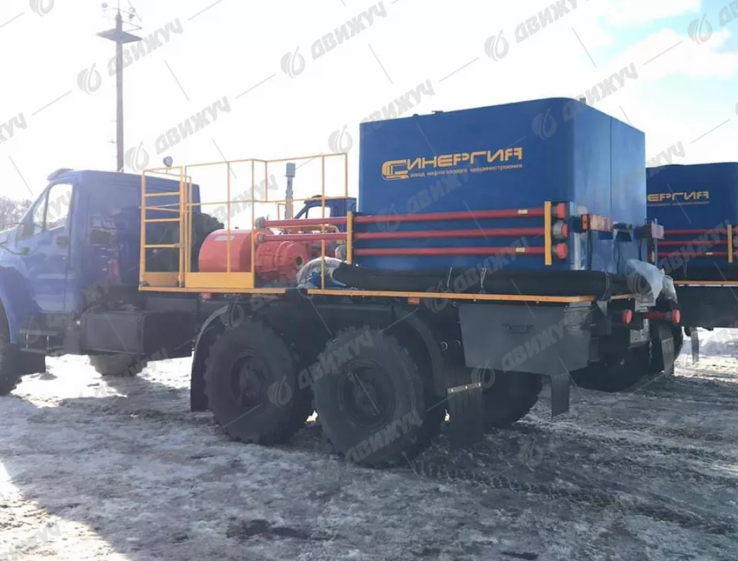 Цементировочный агрегат СИН35 на шасси Урал Next 4320-74 без ВПБ