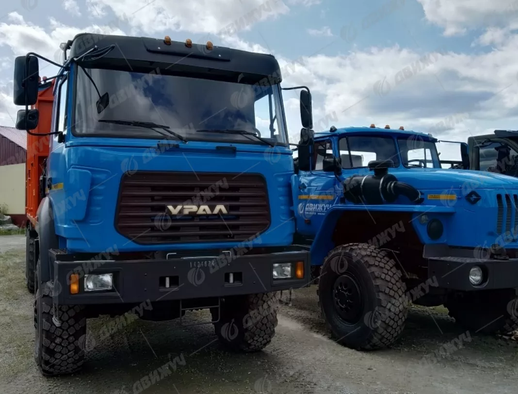 Сортиментовоз Урал 4320-80 с гидроманипулятором (ГМ)