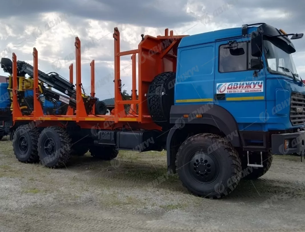Сортиментовоз Урал 4320-80 с гидроманипулятором (ГМ)