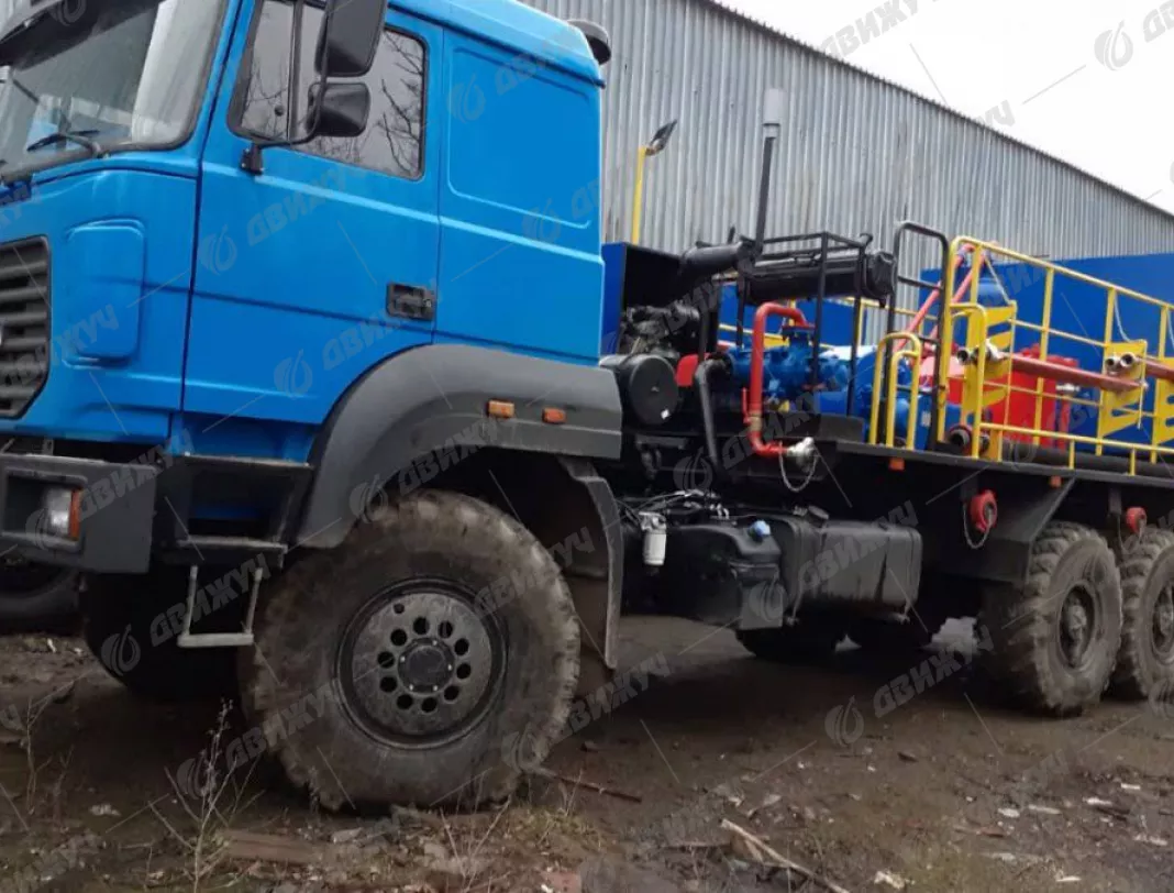 Цементировочный агрегат ЦА-320 на шасси Урал 4320-82 с ВПБ