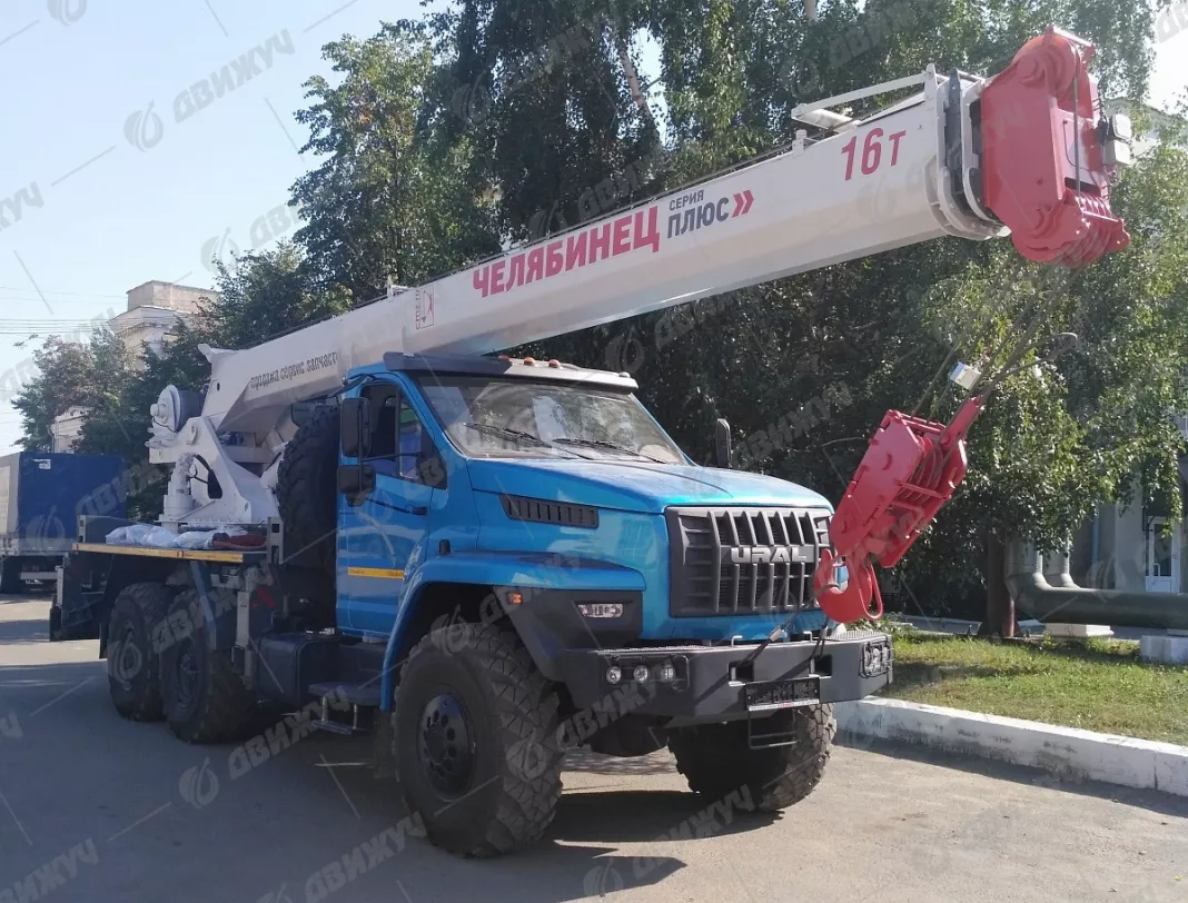 Автокран Челябинец КС-45734 на шасси Урал Next 