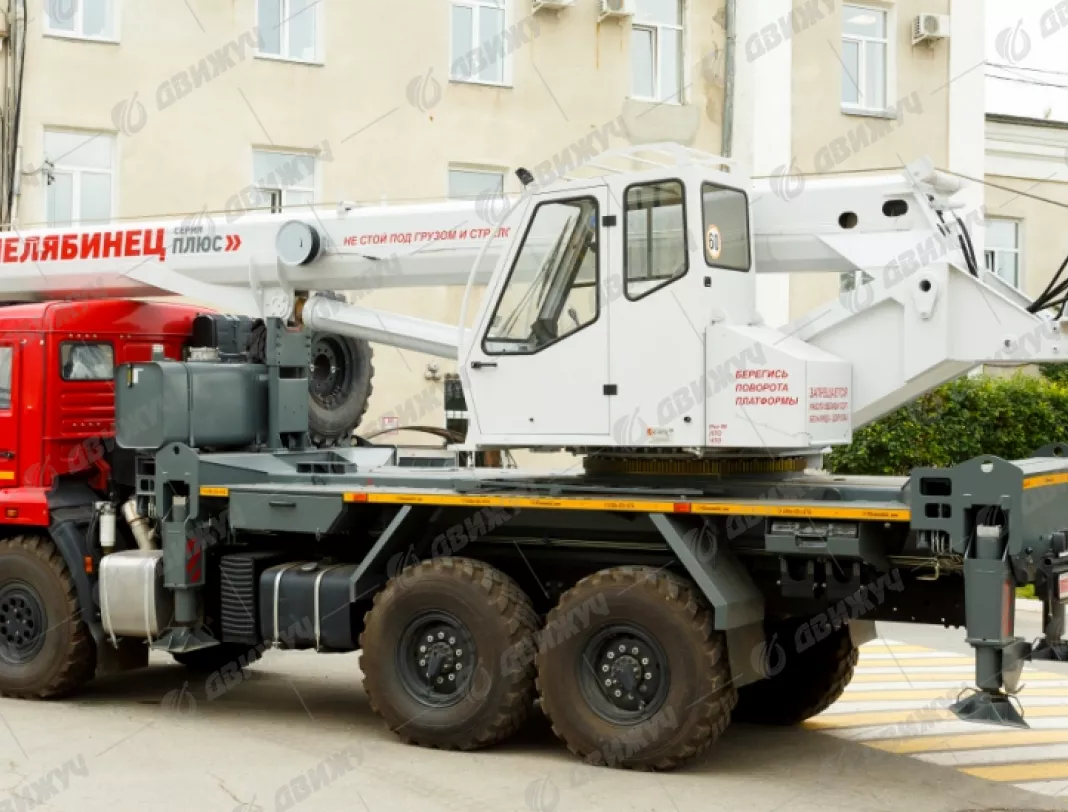 Автокран Челябинец КС-55732 на шасси КАМАЗ 43118-50 