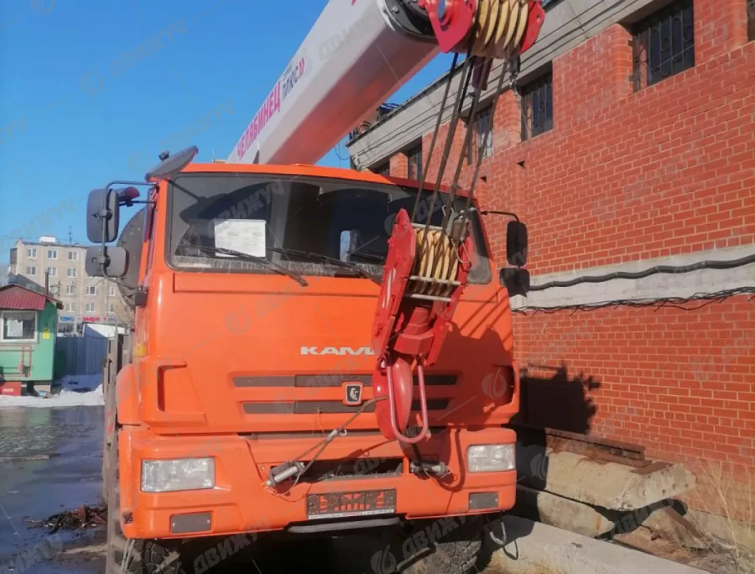 Автокран Челябинец КС-55732 на шасси КАМАЗ 43118-50 