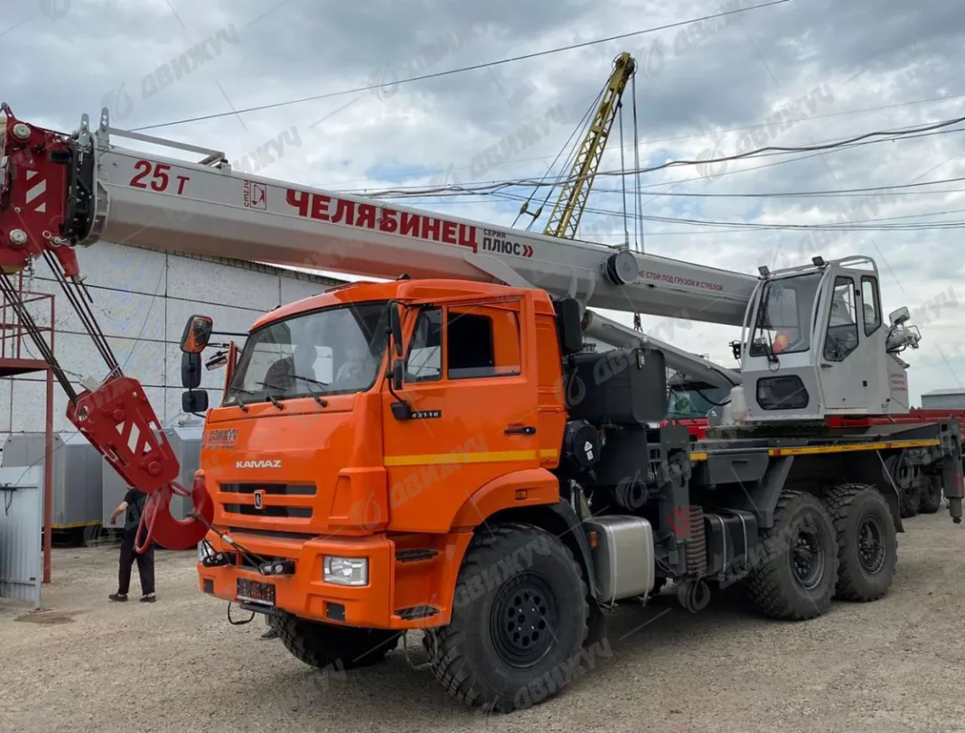 Автокран Челябинец КС-55732 на шасси КАМАЗ 43118-50 
