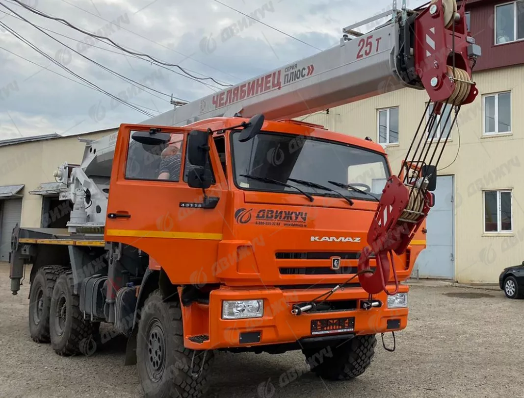 Автокран Челябинец КС-55732 на шасси КАМАЗ 43118-50 
