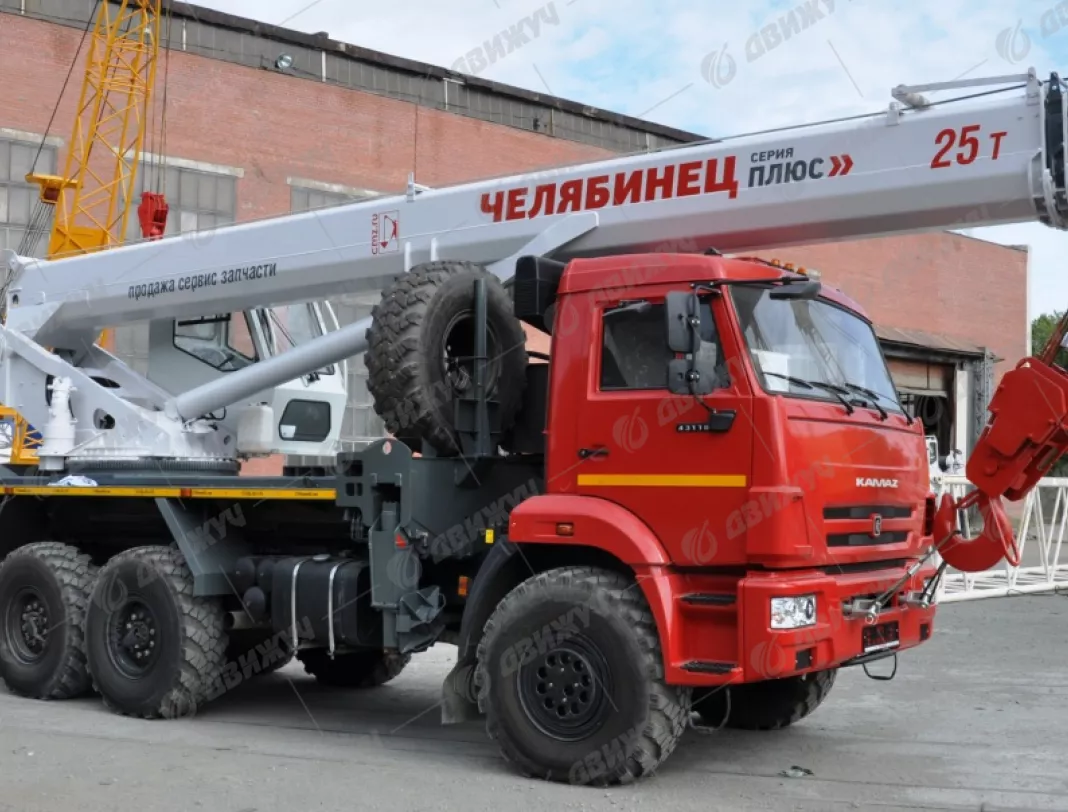 Автокран Челябинец КС-55732-28 на шасси КАМАЗ 43118-50 