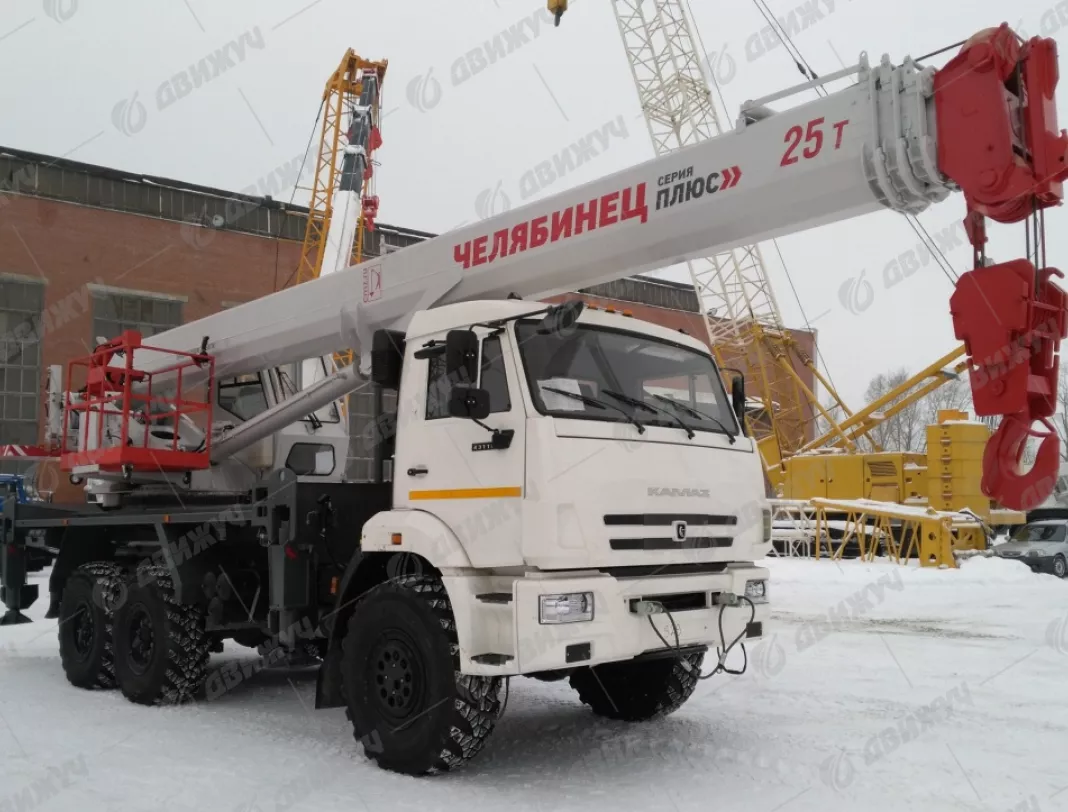 Автокран Челябинец КС-55732-33 на шасси КАМАЗ 43118-50 