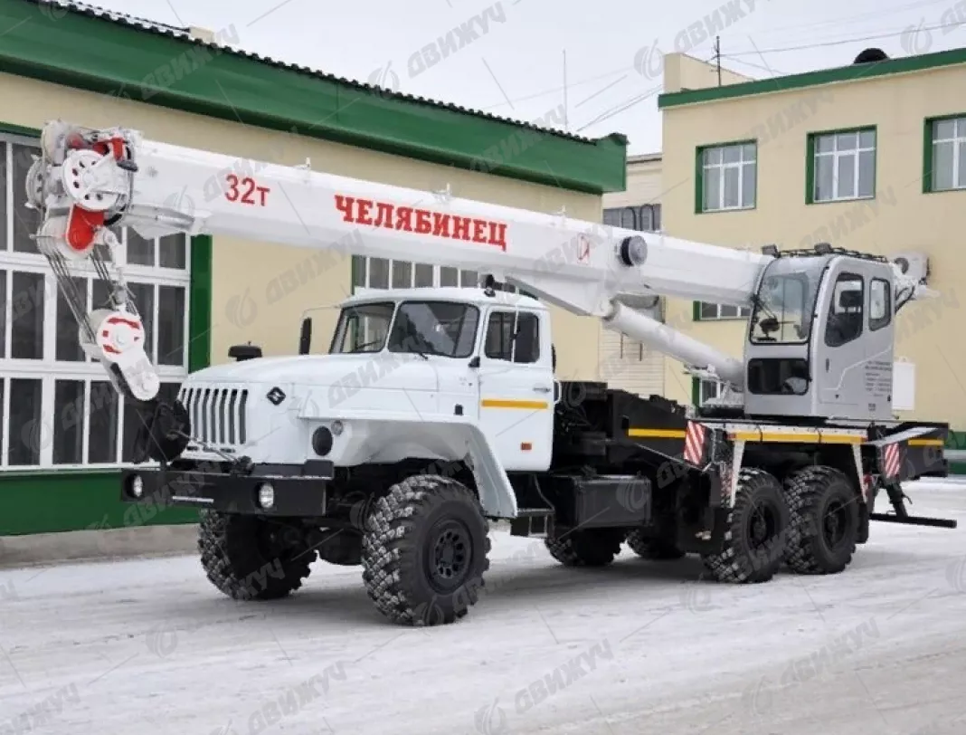 Автокран Челябинец КС-55733-26 на шасси Урал 4320